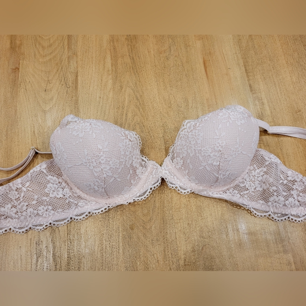 Victoria's Secret - Plunge Bra - 36C